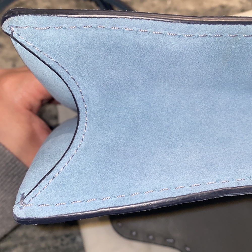 Coach shoulder bag (excellent condition) - Picture 4 of 6